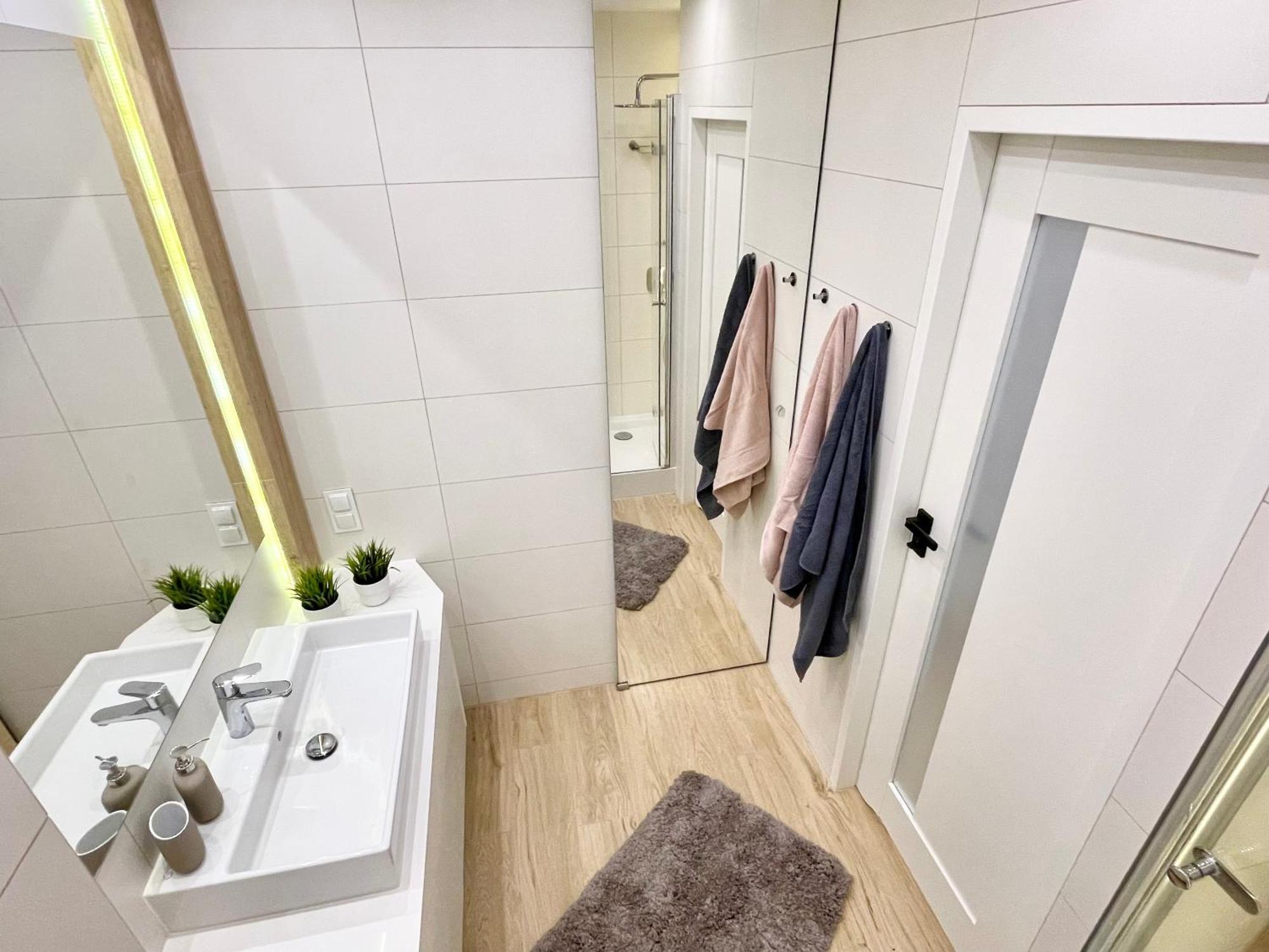 Comfortable Apart, Old Town, Free Parking, Hanging Bed, Wi-Fi, Lift, Aircon,Self Check-In 24H, Stare Miasto, Winda, Nowy Budynek, Garaz 0 Zl, Klima Wrocław Extérieur photo
