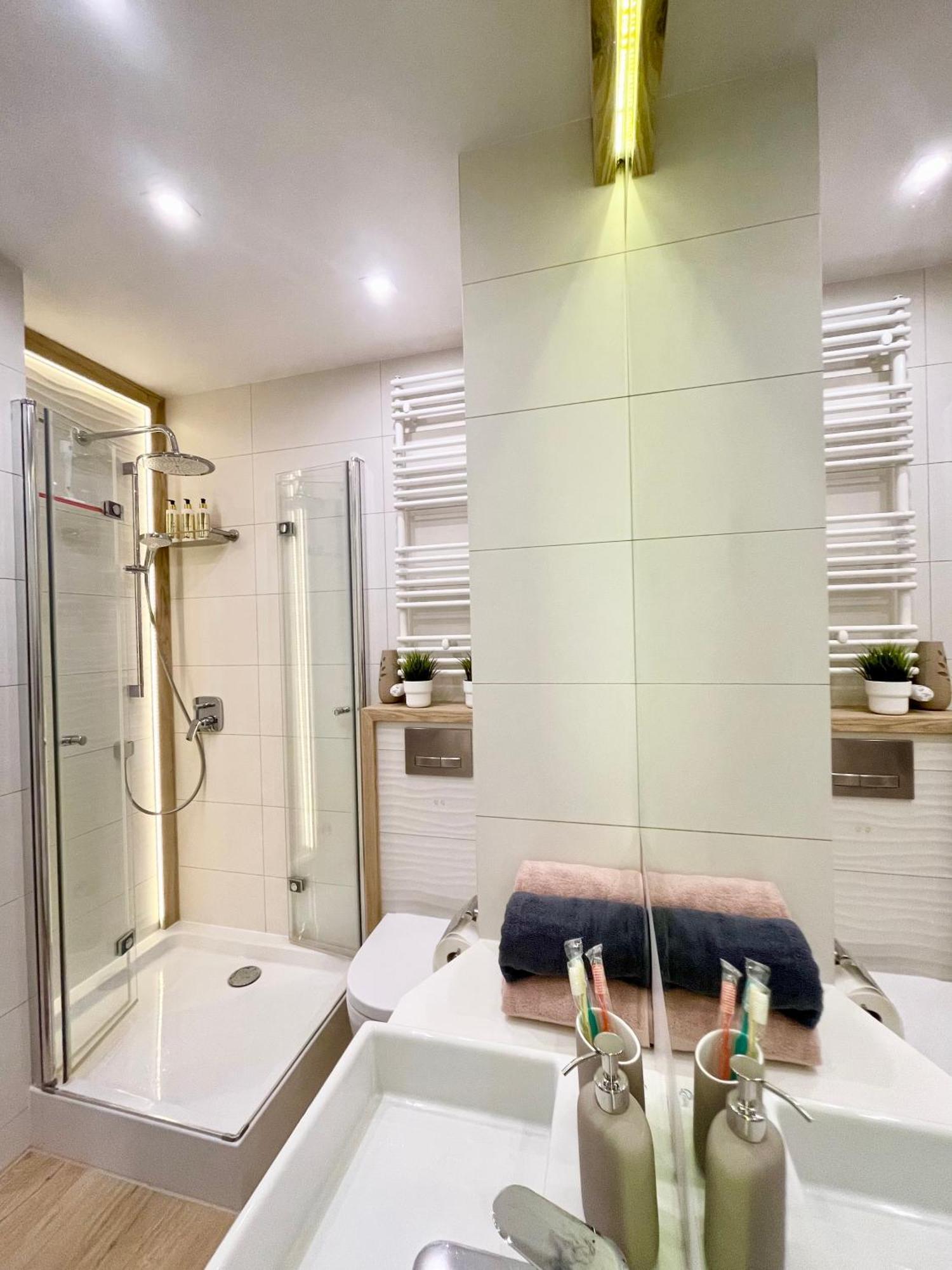 Comfortable Apart, Old Town, Free Parking, Hanging Bed, Wi-Fi, Lift, Aircon,Self Check-In 24H, Stare Miasto, Winda, Nowy Budynek, Garaz 0 Zl, Klima Wrocław Extérieur photo